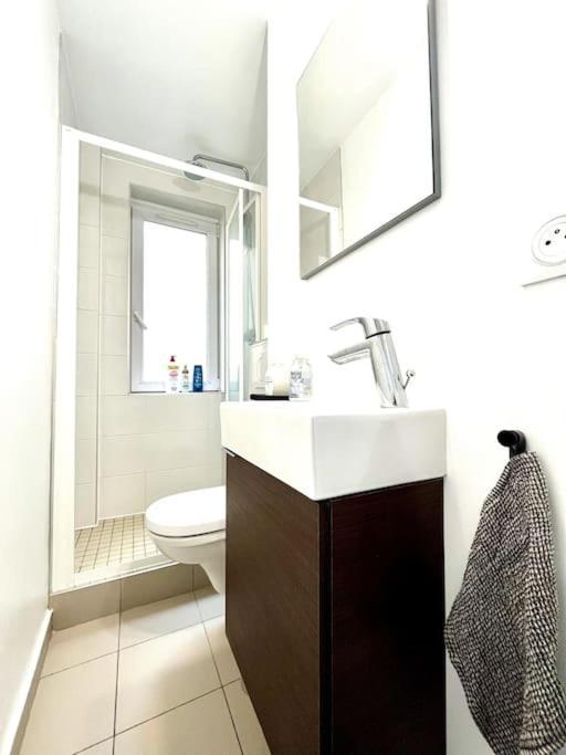 Eiffel Tower - Cosy Studio Париж Экстерьер фото