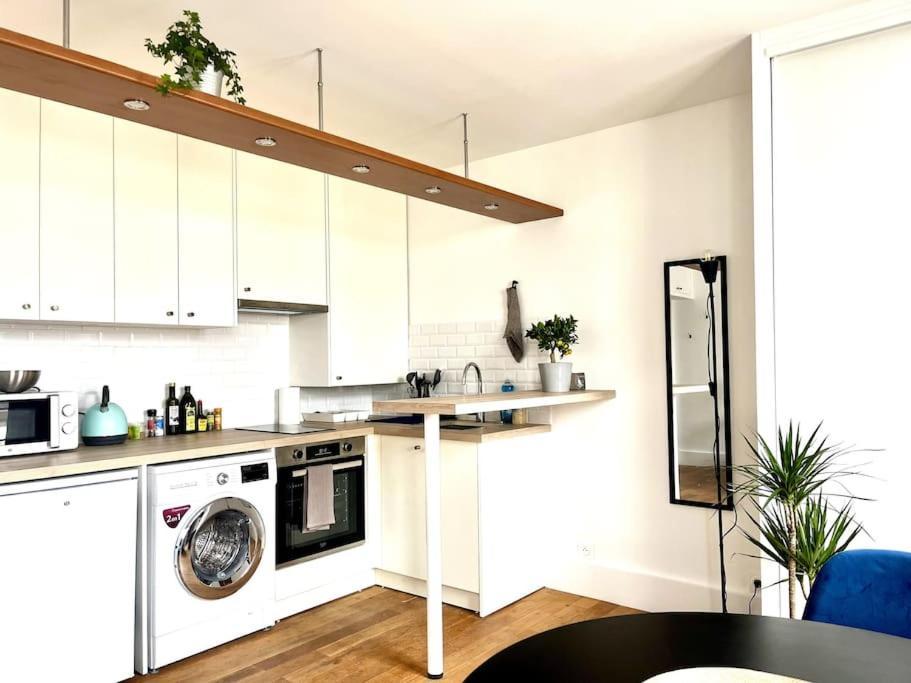 Eiffel Tower - Cosy Studio Париж Экстерьер фото